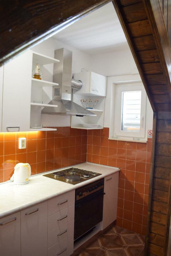 Apartments Sara Подстрана Екстер'єр фото